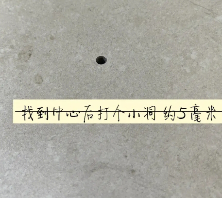 鄂尔多斯市瓷砖空鼓维修公司专业解答在瓷砖铺贴过程中，如果砂料搅拌不均匀，将会带来以下问题